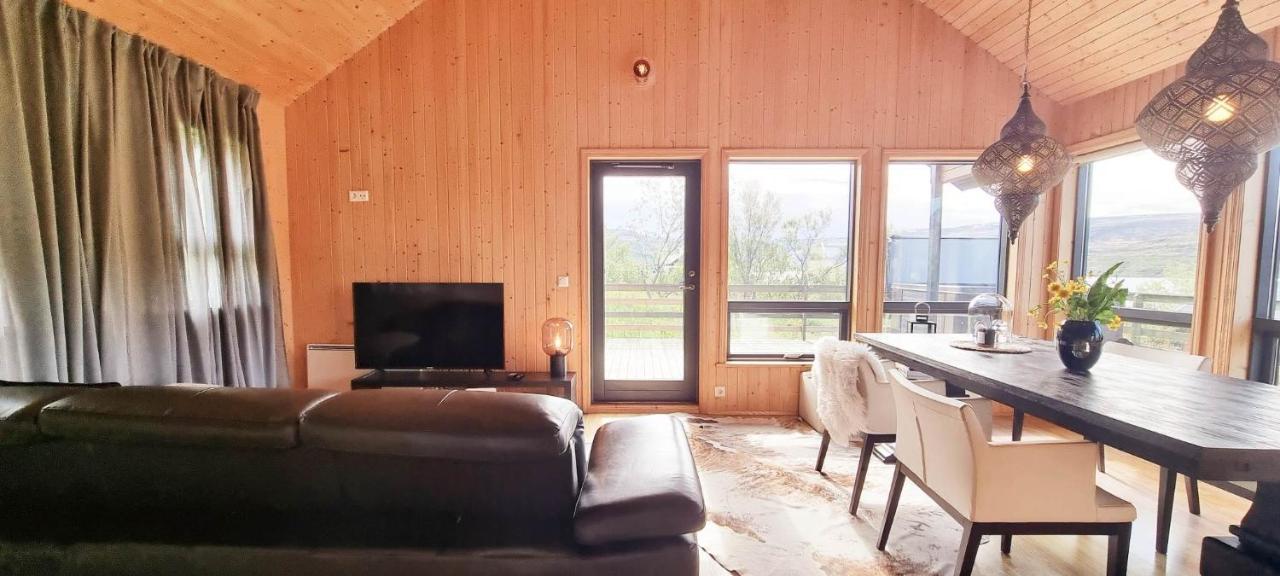 Dixon Cabin nr. 4 / Dixon Sumarhús nr. 4 Tálknafirði Villa Talknafjordur Esterno foto